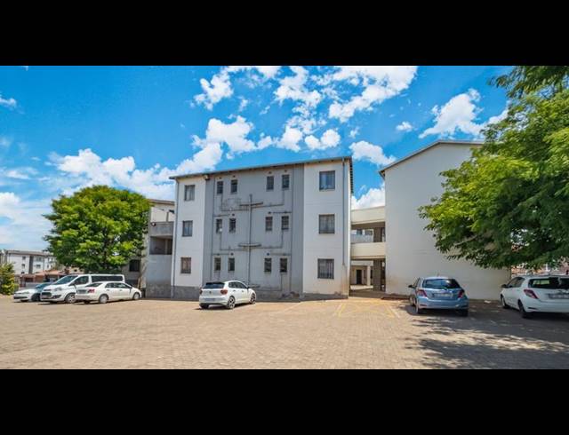 2 BEDROOM APARTMENT FOR SALE IN FLEURHOF